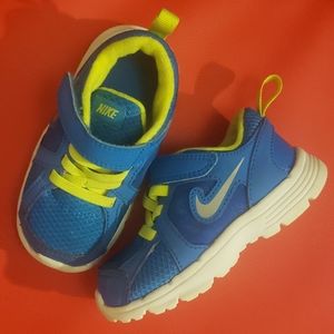Nike sneakers (baby)